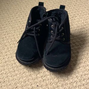 Boys toddler UGGS size 8